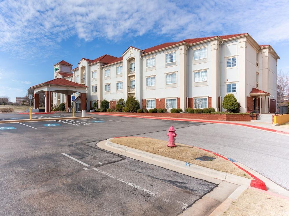 Holiday Inn Express & Suites Oklahoma City Northwest By Ihg Exteriör bild